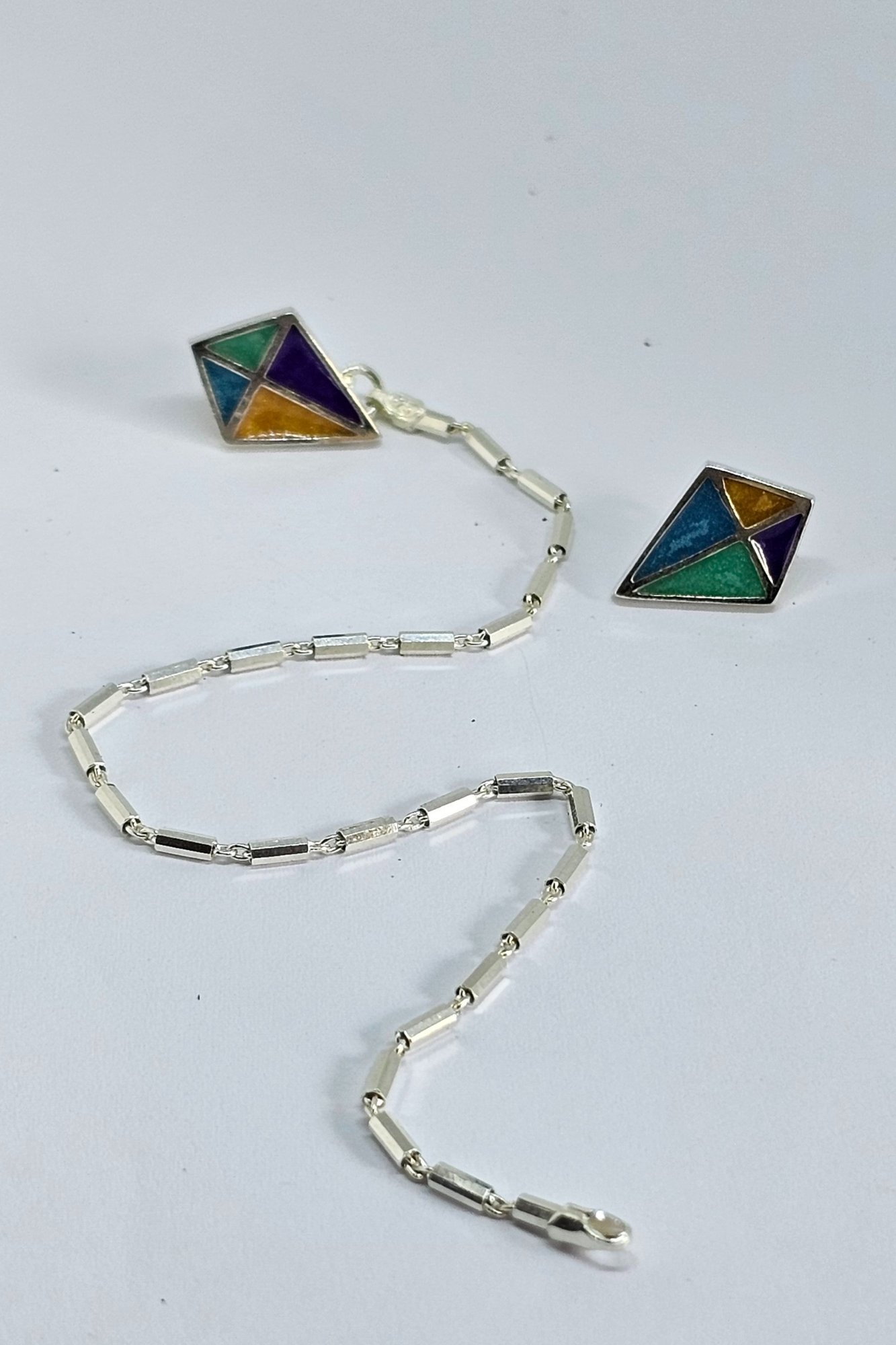 BRINCO LEVEZA COM ESMALTAÇÃO E CORDÃO