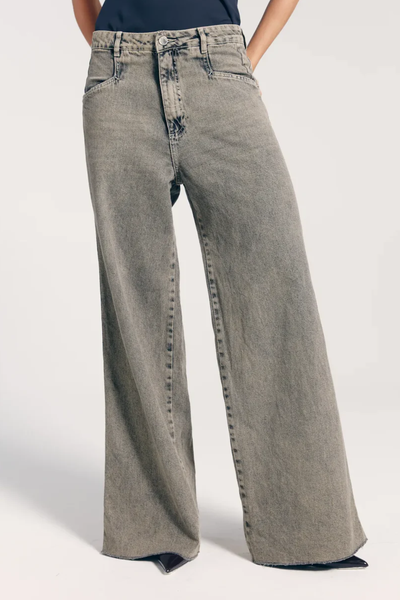 CALÇA JEANS RETA LEÓNIE