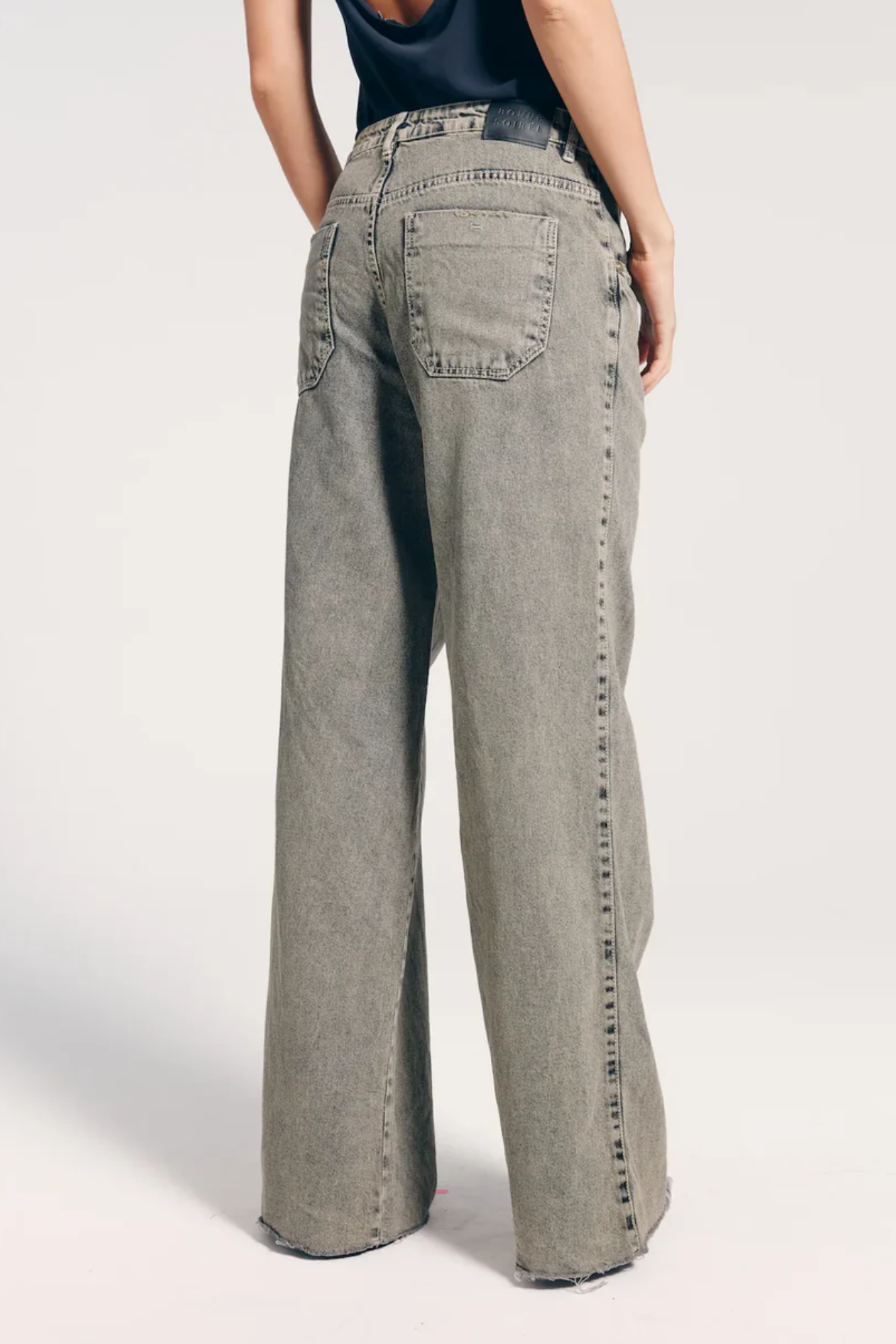 CALÇA JEANS RETA LEÓNIE