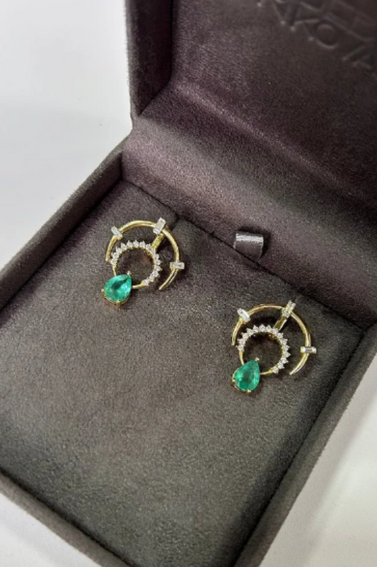 BRINCO ESMERALDA E BRILHANTES