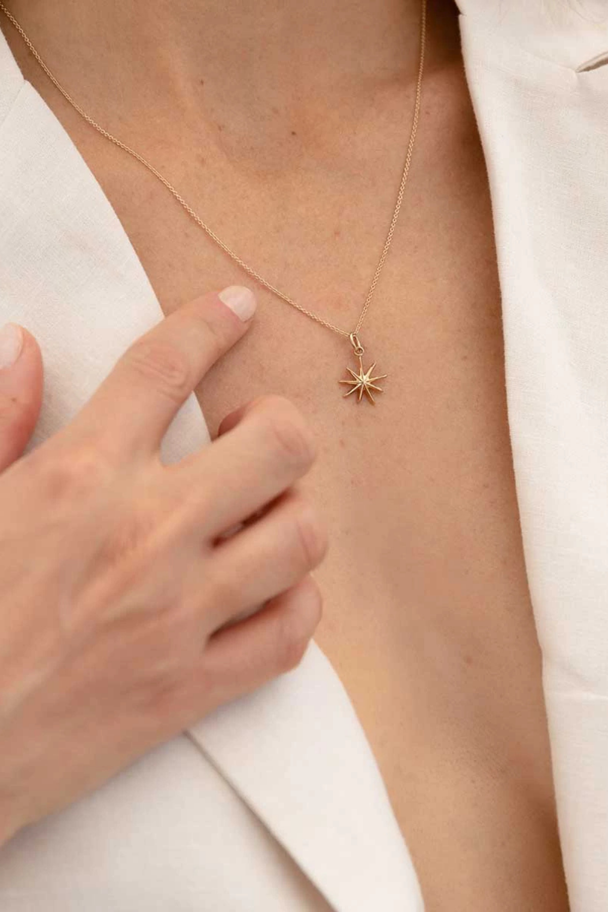 COLAR ASTERI - OURO