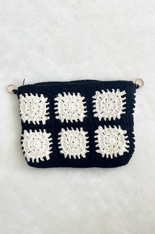 POUCH CROCHET